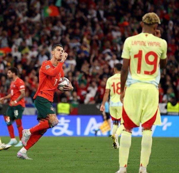 爱游戏在线-包含德国队前途光明！，C罗新星比赛规则变更表现突出再创辉煌时刻的词条