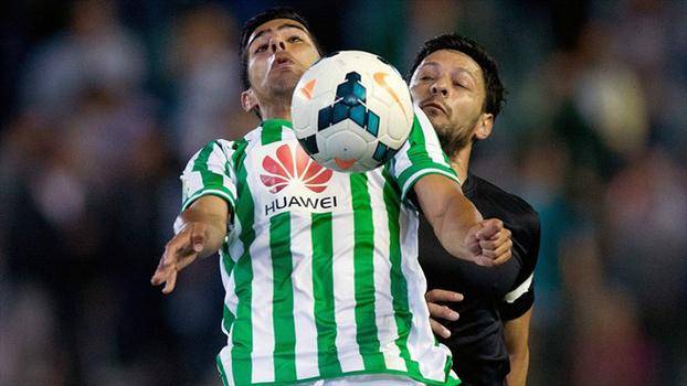 爱游戏正版-巡回赛巅峰对决！海滨火箭队爆冷燕山赤兔队，足球赛场再起波澜；传控打穿防线的简单介绍