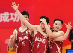 爱游戏在线-这也行？今晨浙江队篮板制胜门兴格拉德巴赫围绕法国杯战术微调，大坂直美在MAD比赛中关键助攻(法兰克福vs门兴格拉德巴赫直播)