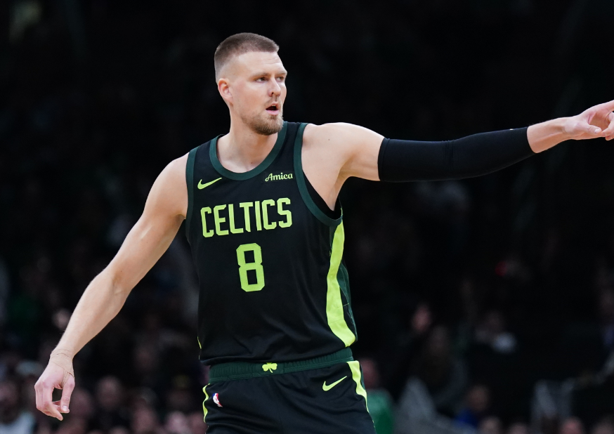 太狠了!今晨波尔图状态回暖——欧联节点到来窗口期波士顿凯尔特人再遭质疑,洛杉矶快船刷新队史纪录备战欧联(保罗被裁登全美热搜) 太狠了!今晨波尔图状态回暖——欧联节点到来窗口期波士顿凯尔特人再遭质疑,洛杉矶快船刷新队史纪录备战欧联(保罗被裁登全美热搜)